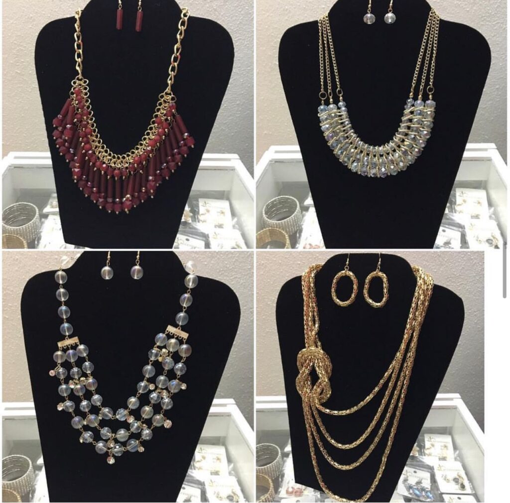 COLLARES