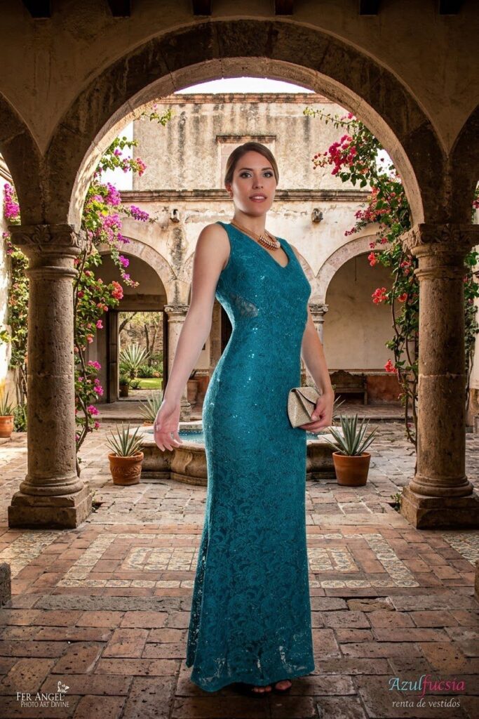 VESTIDO EN VERDE ESMERALDA LENTEJUELA