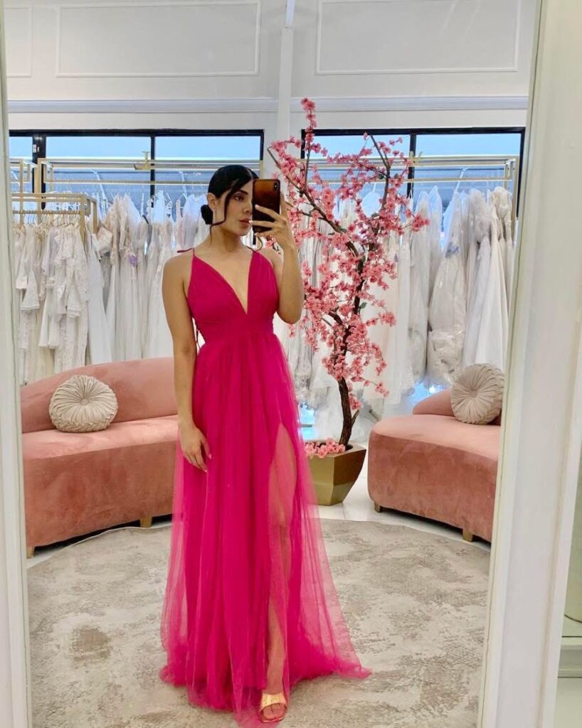 VESTIDO EN TUL COLORES